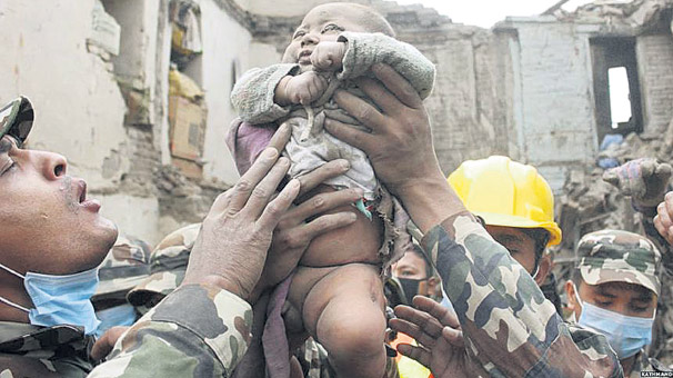 depremde kurtarılan bebek