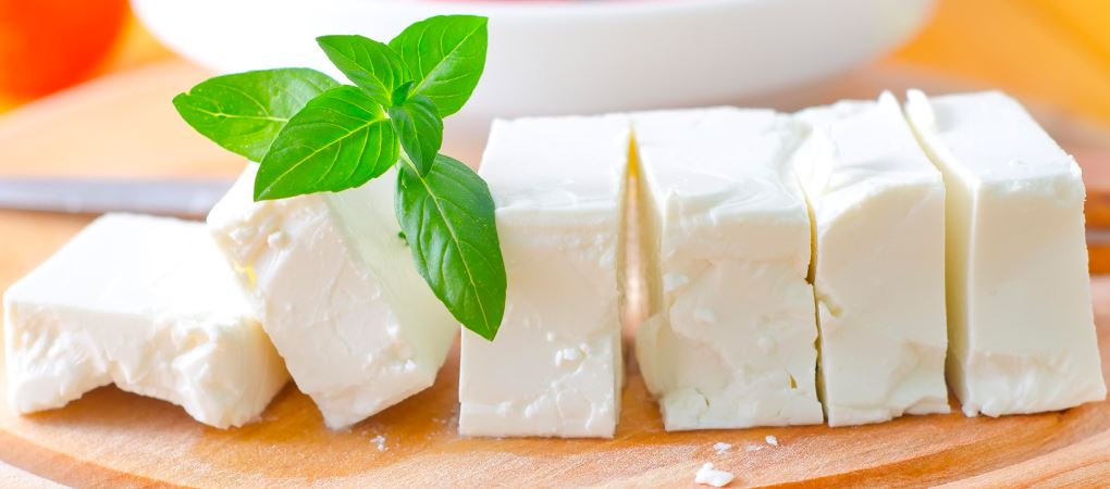 Rüyada Beyaz Peynir Yemek - Rüya Meali