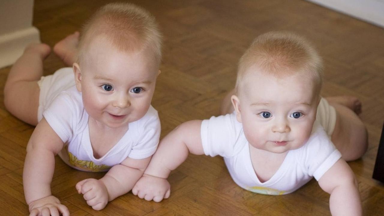 Rüyada ikiz Bebeğe Hamile Olduğunu Görmek - Rüya Meali