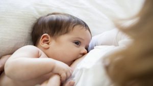 Rüyada Bebek Emzirdiğini Sütün Aktığını Görmek