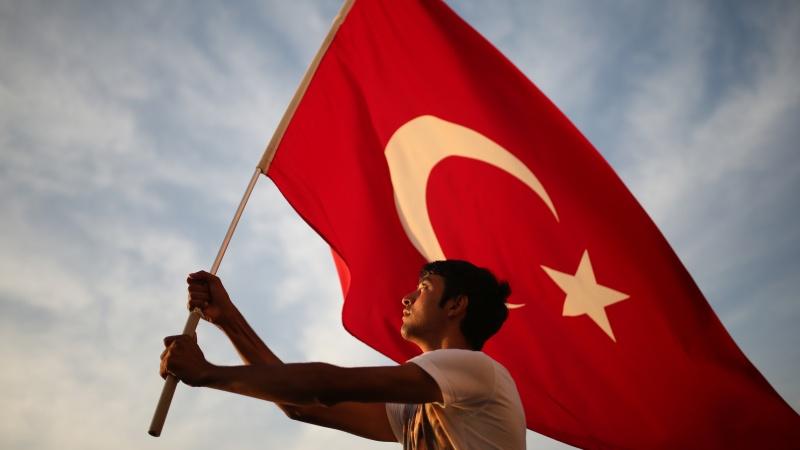 Rüyada Türk Bayrağı Almak