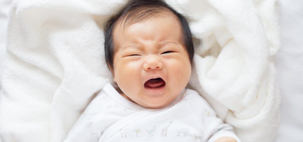 Rüyada Bir Ağlayan Küçük Bebek Ağlama Sesi İşitmek Duymak