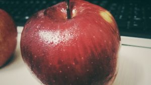 Rüyada Çürük Elma Yediğini Görmek