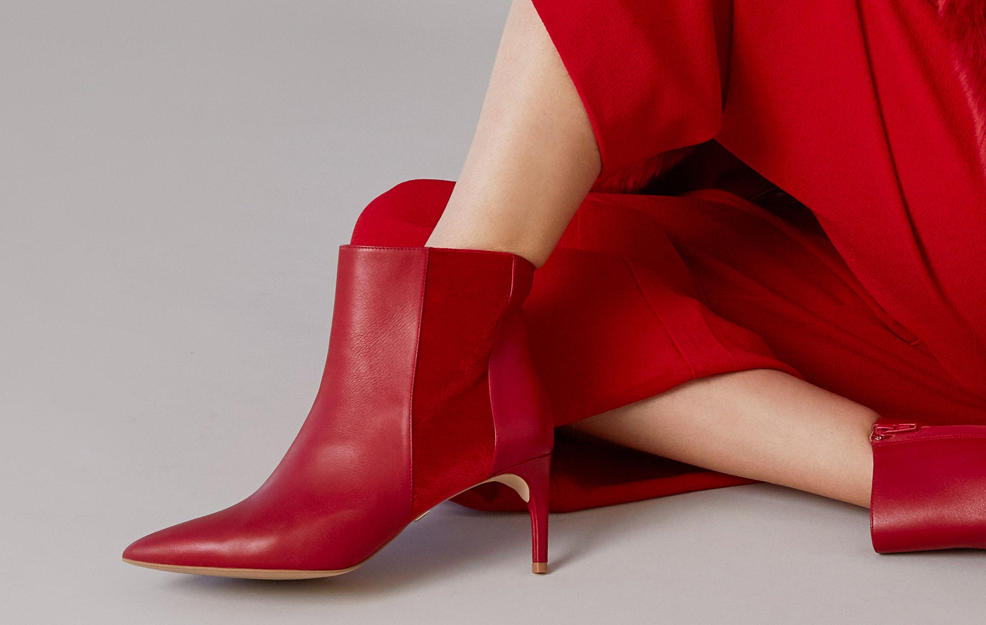 Rüyada Kırmızı Ayakkabı Giymek - Rüya Meali