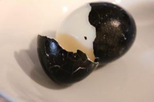 Rüyada Koyu Siyah Yumurta Görmek